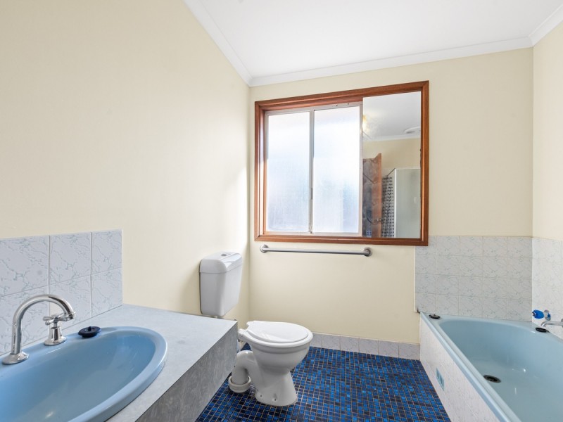 14 Alabar Crescent, Globe Derby Park SA 5110