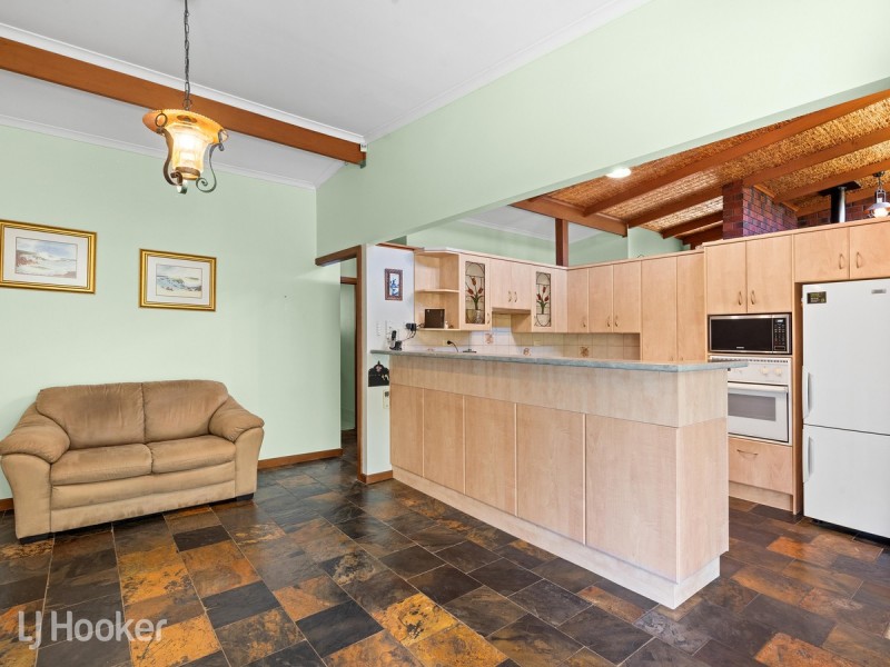 35 Debneys Road, Norton Summit SA 5136