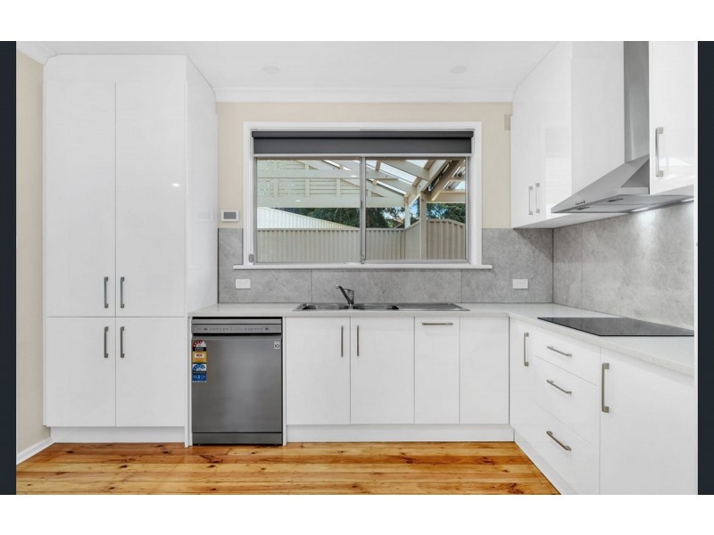 1 Catherine Drive, Redwood Park SA 5097