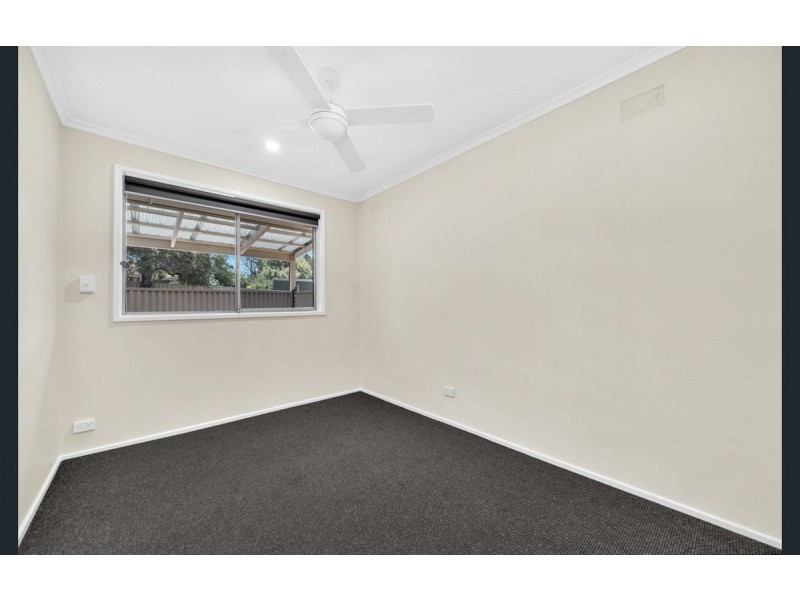 1 Catherine Drive, Redwood Park SA 5097