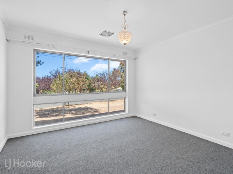 30 Robert Arnold Avenue, Valley View SA 5093