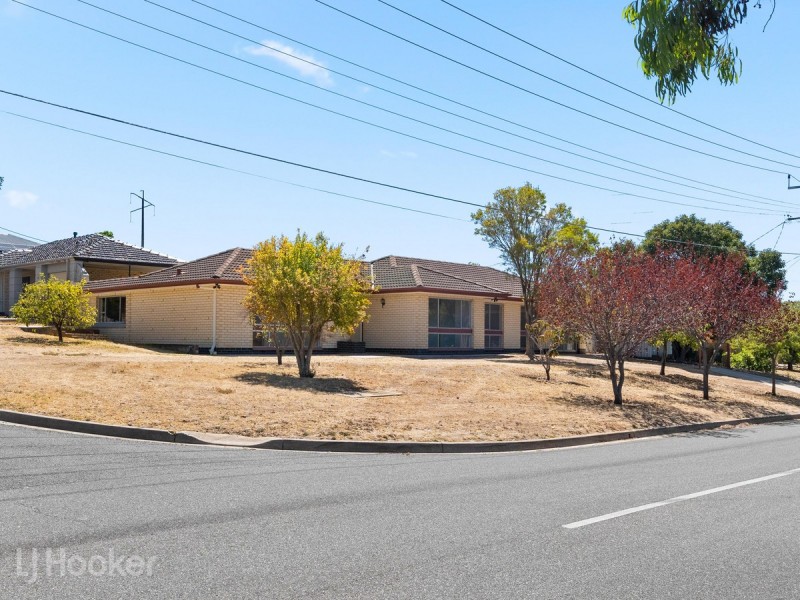 30 Robert Arnold Avenue, Valley View SA 5093