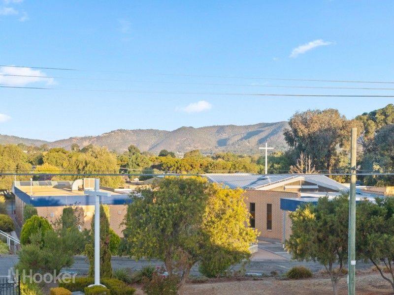 8A Avoca Street, Dernancourt SA 5075