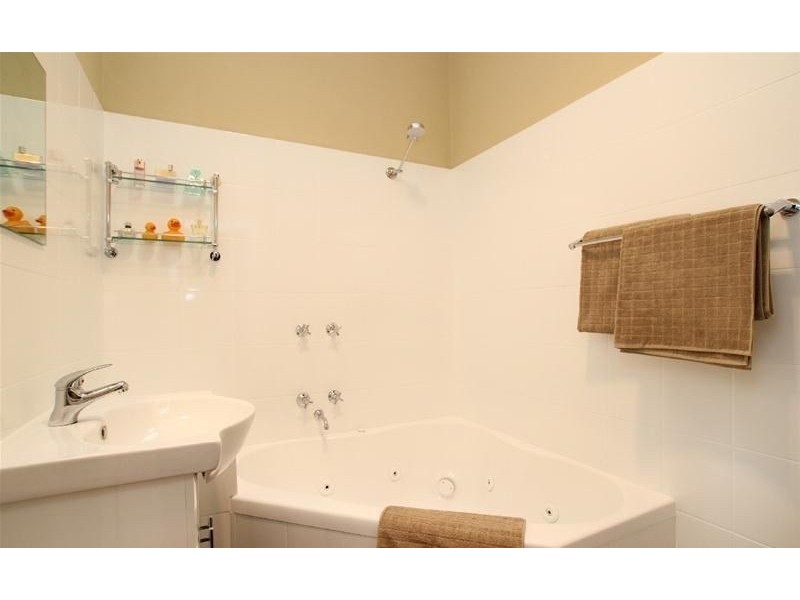 27 Waratah Street, Seacliff SA 5049