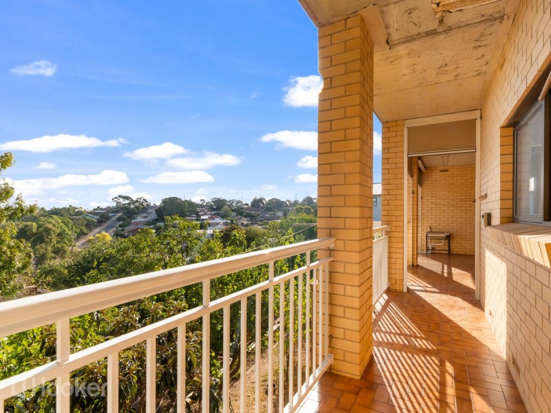25a Flinders Drive, Valley View SA 5093