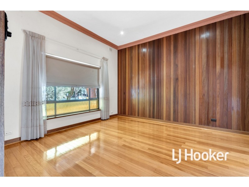 9 Third Avenue, St Peters SA 5069