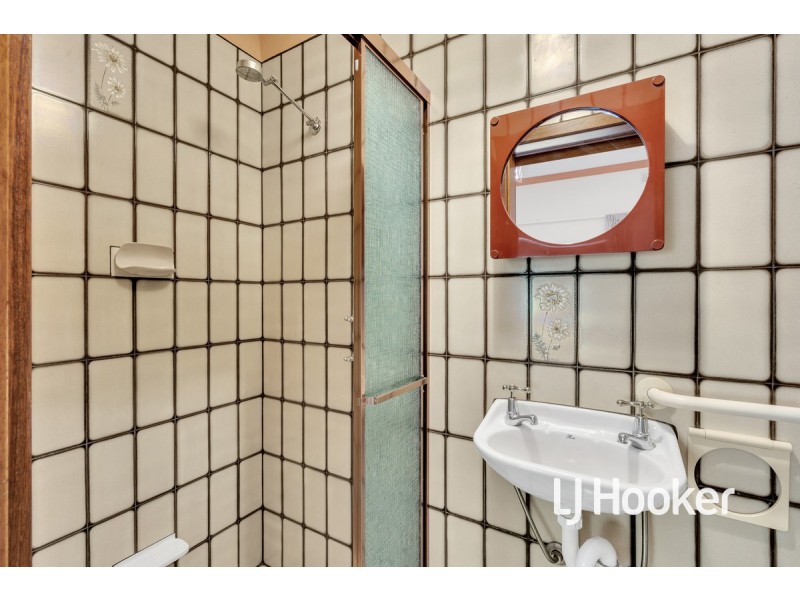 9 Third Avenue, St Peters SA 5069