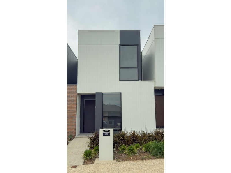 109 Buchanan Drive, Woodforde SA 5072