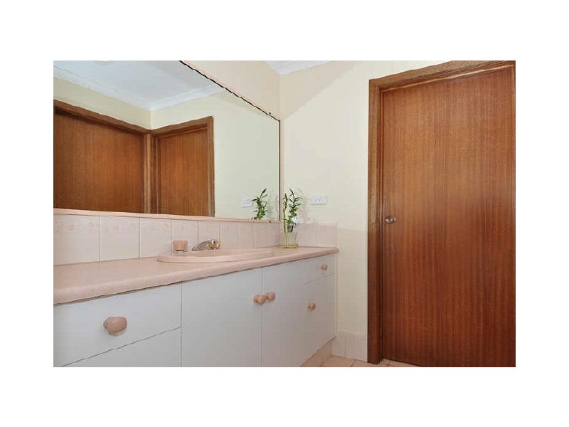 4 Michele Road, Paradise SA 5075