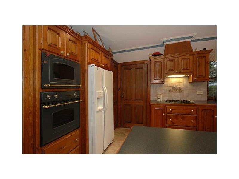 9 Warramunda Crescent, Banksia Park SA 5091