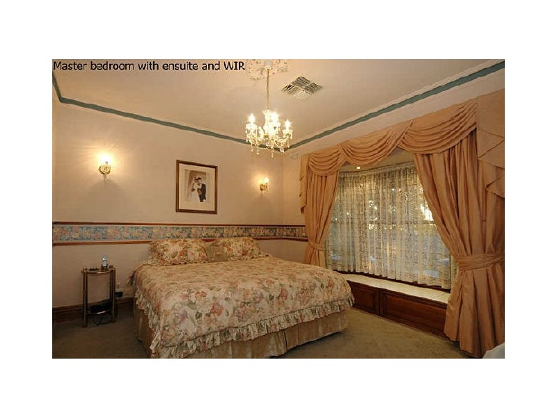 9 Warramunda Crescent, Banksia Park SA 5091