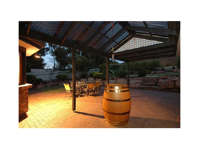 9 Warramunda Crescent, Banksia Park SA 5091