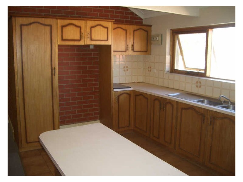 2/7 Royal Place, Adelaide SA 5000