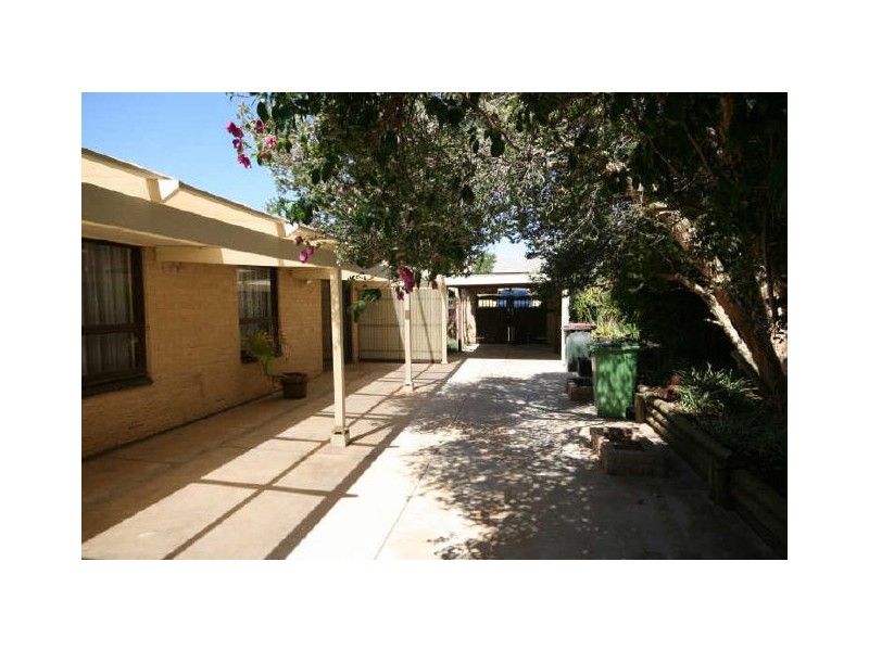 4 Hartog Street, Fairview Park SA 5126