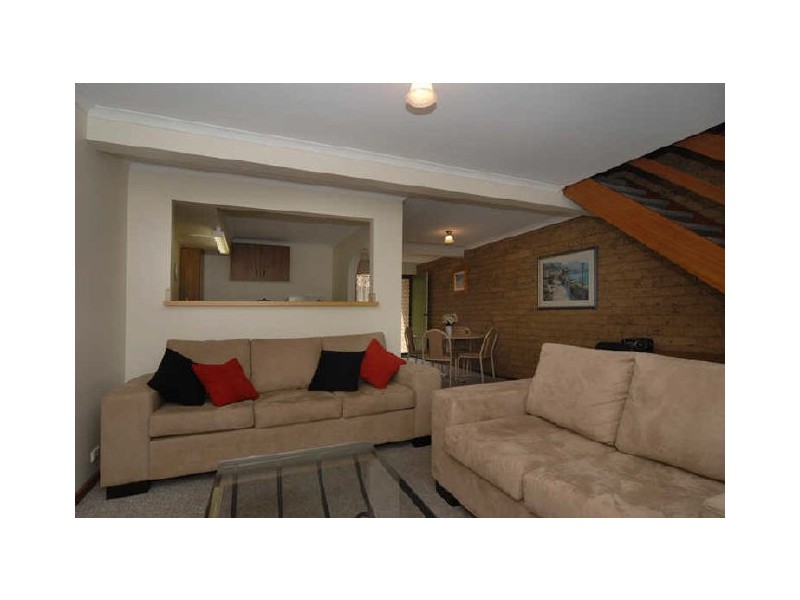 2/4 Broad Street, Marden SA 5070