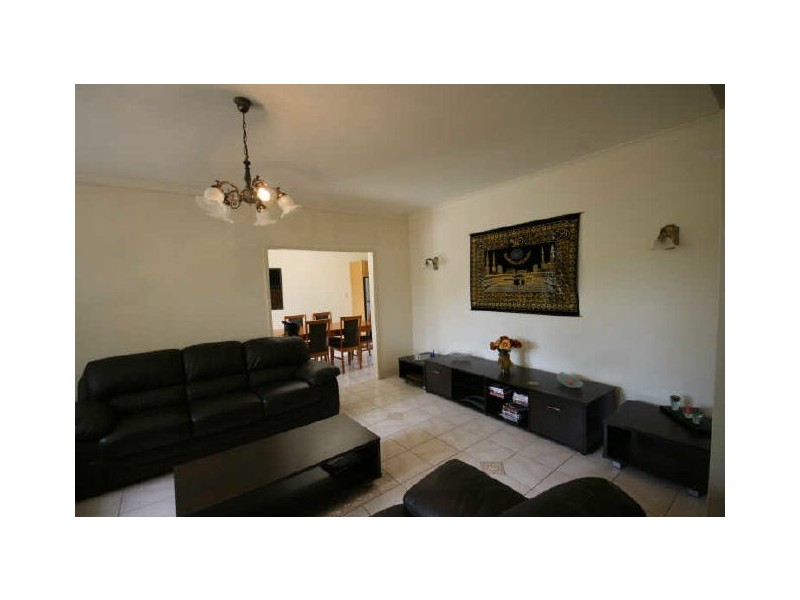 117 Nelson Road, Valley View SA 5093