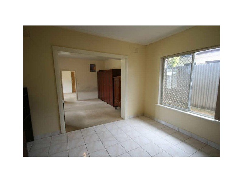 117 Nelson Road, Valley View SA 5093