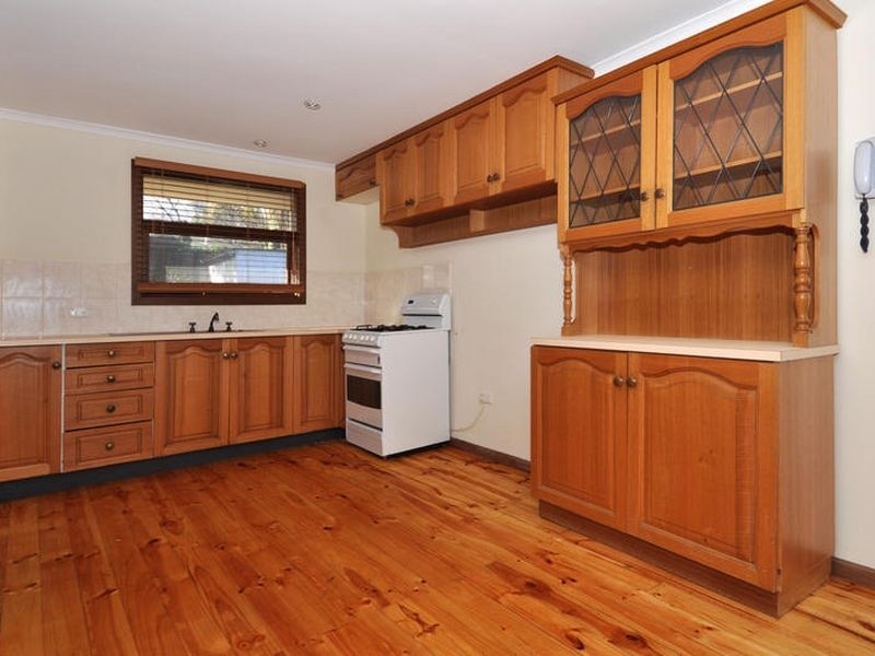 19 Deakin Avenue, Hope Valley SA 5090