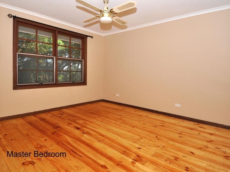 19 Deakin Avenue, Hope Valley SA 5090