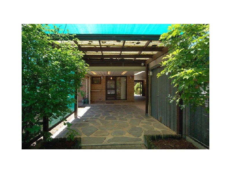 17 Glenda Drive, Athelstone SA 5076