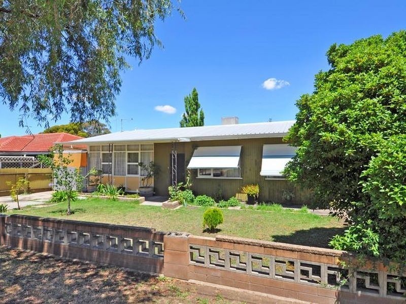 8 Mcbean Avenue, Holden Hill SA 5088