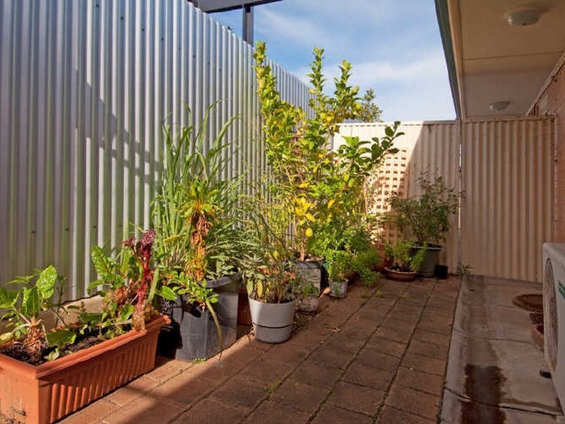 4/16 Harrow Road, College Park SA 5069