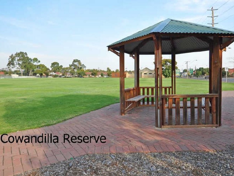 22 Hounslow Avenue, Torrensville SA 5031