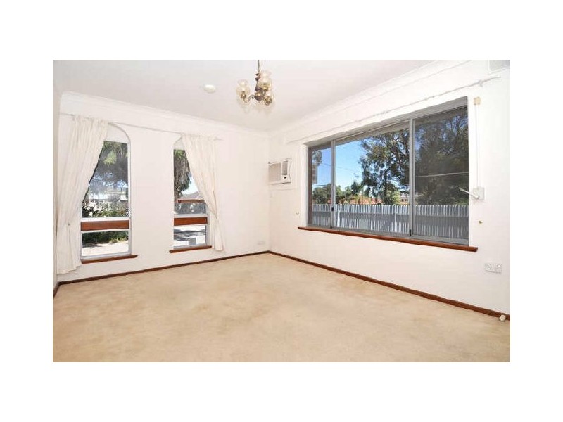 1/ 13 Trewren Avenue, Rostrevor SA 5073