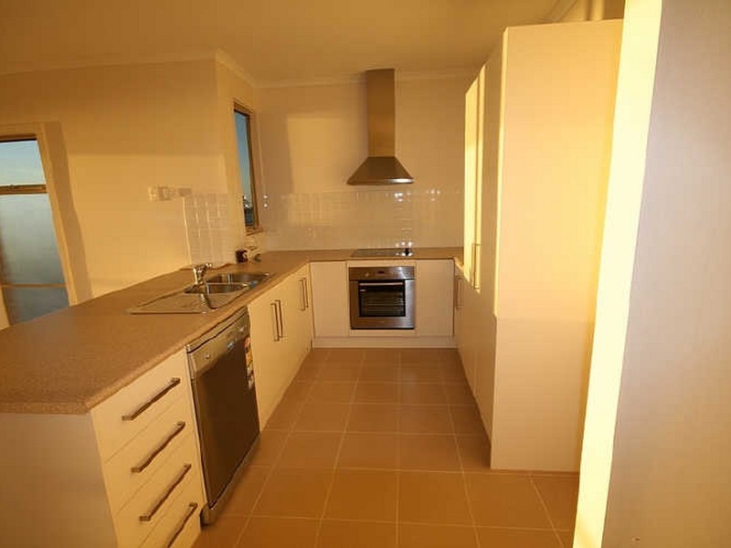 63 Kerley Street, Port Broughton SA 5522