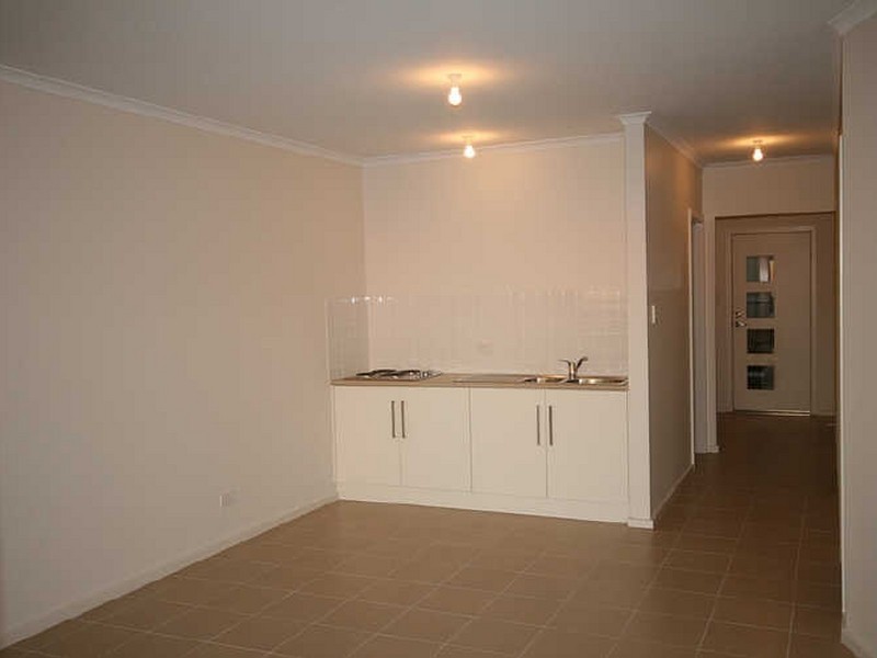 63 Kerley Street, Port Broughton SA 5522