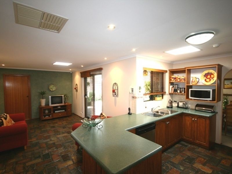 17 Pecos Court, Wynn Vale SA 5127