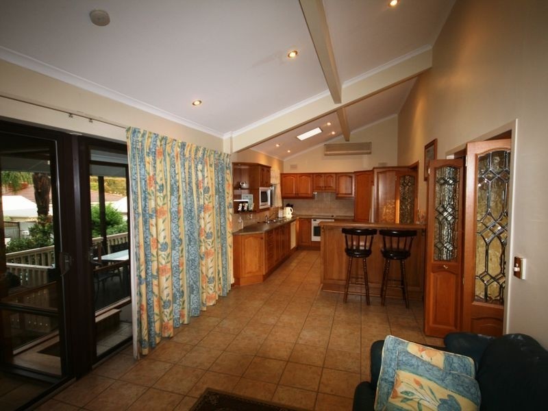 10 Delmonte Close, Fairview Park SA 5126