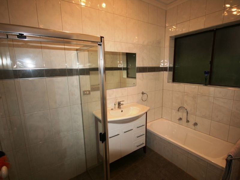 10 Delmonte Close, Fairview Park SA 5126