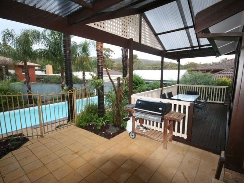 10 Delmonte Close, Fairview Park SA 5126