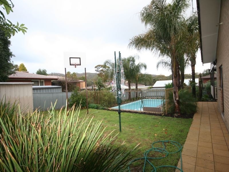 10 Delmonte Close, Fairview Park SA 5126