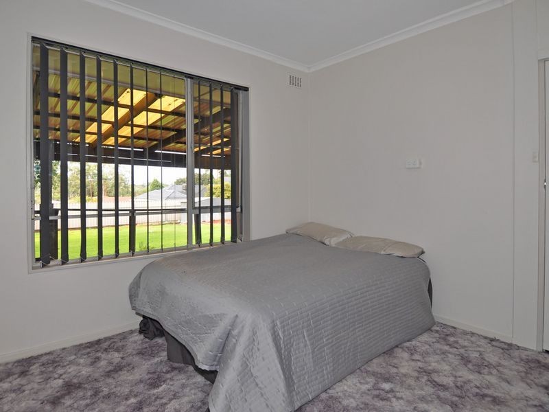 15 Eva Avenue, Redwood Park SA 5097