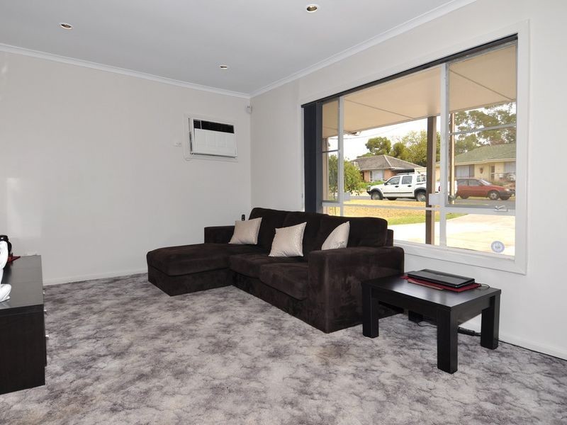 15 Eva Avenue, Redwood Park SA 5097