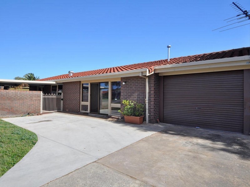 22 Thomson Crescent, North Haven SA 5018