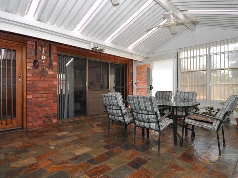 5 Thiele Crescent, West Lakes Shore SA 5020