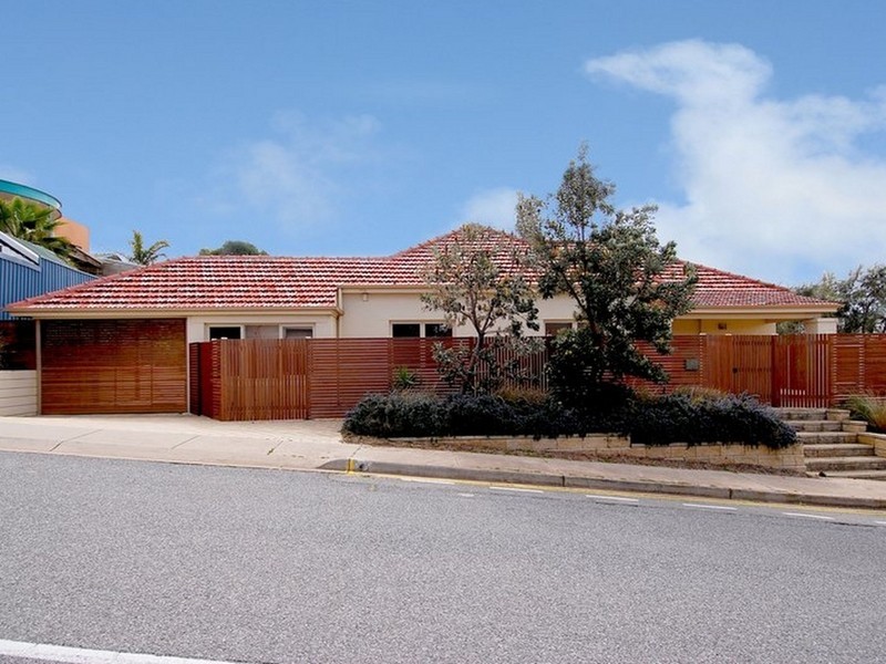 2 Reedie Street, Henley Beach SA 5022