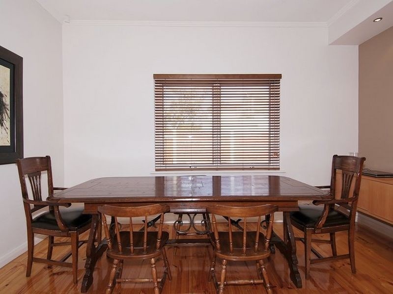 2 Reedie Street, Henley Beach SA 5022