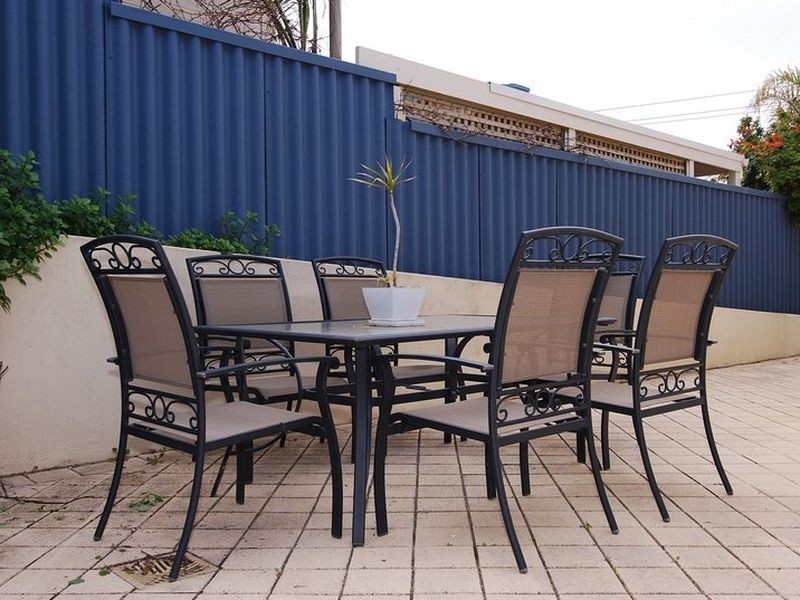 2 Reedie Street, Henley Beach SA 5022