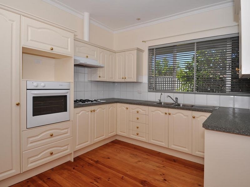 17 Moorlands Road, Hectorville SA 5073