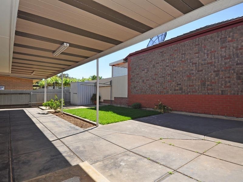 17 Moorlands Road, Hectorville SA 5073
