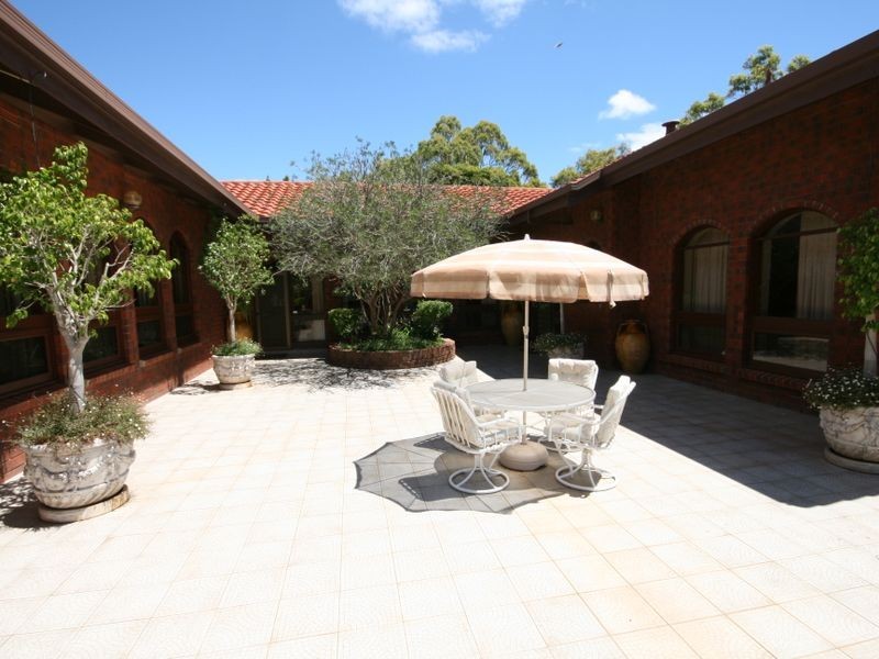 26 Ridgeland Drive, Teringie SA 5072