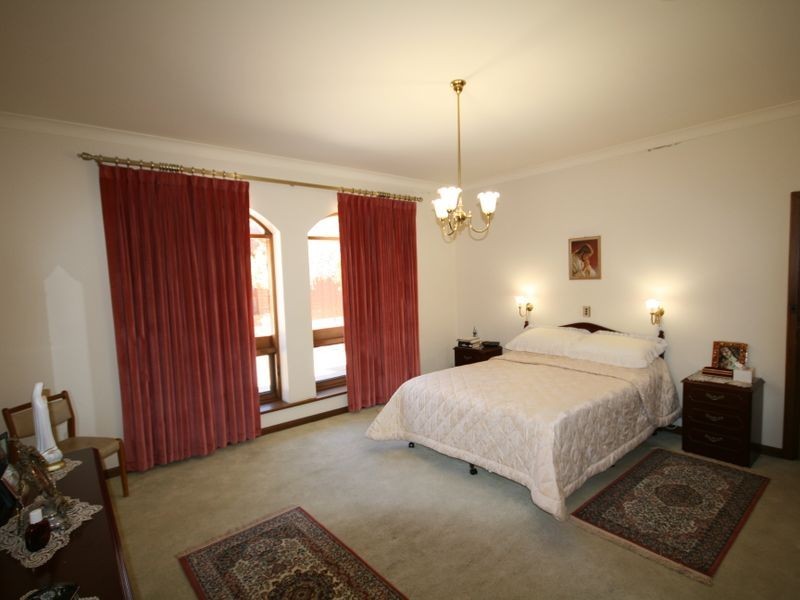 26 Ridgeland Drive, Teringie SA 5072