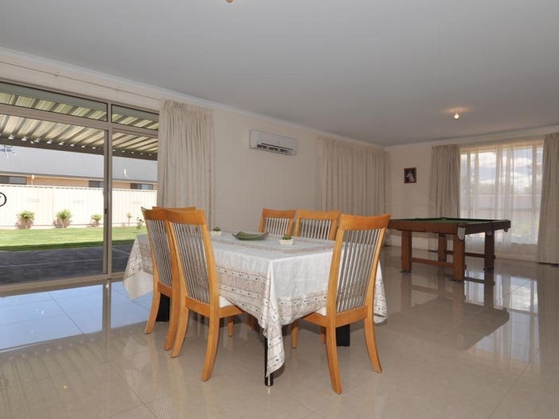 8 Claret Avenue, Virginia SA 5120