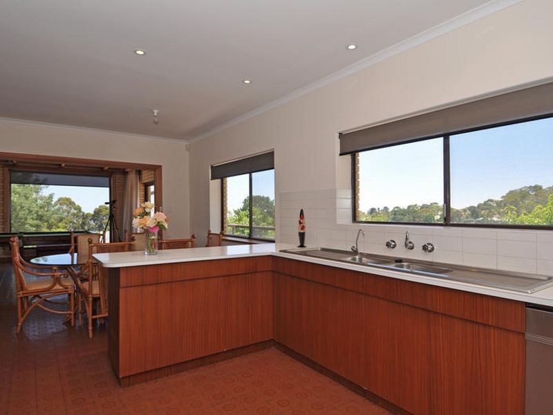 43 Ridgeland Drive, Teringie SA 5072