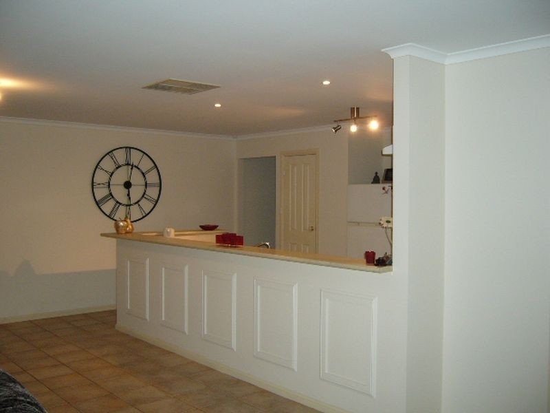 44 Pauls Drive, Valley View SA 5093