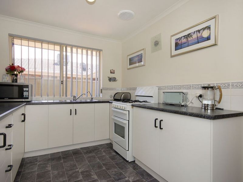 16 Columbia Street, Paralowie SA 5108